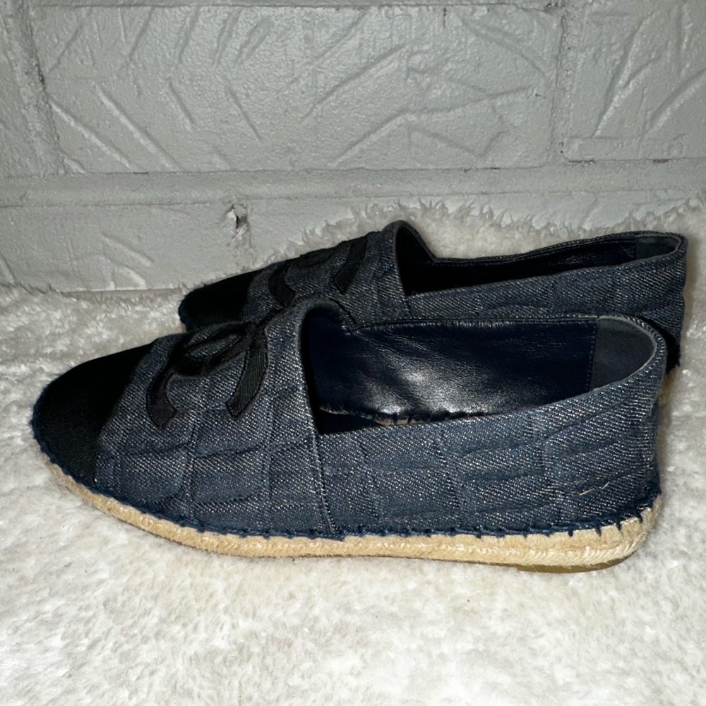Chanel Denim Blue and Black CC Espadrille Size 37 - Picture 6 of 13